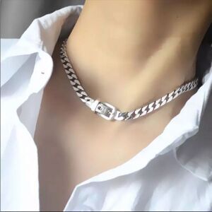 #34 Sterling Silver Buckle Closure Necklace